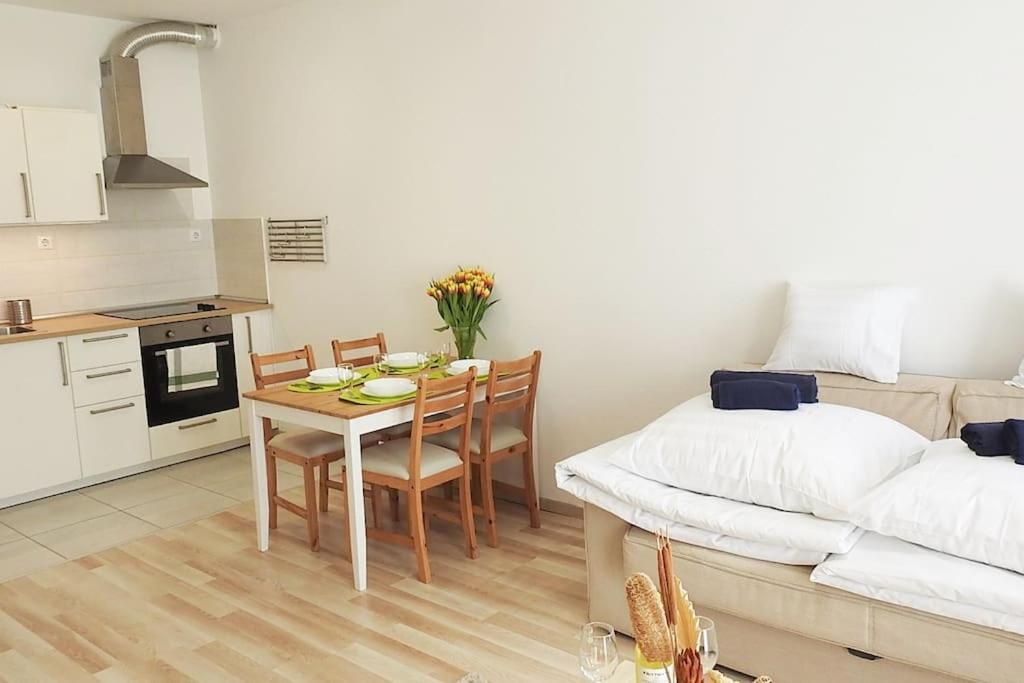 Lux Cordia Apartment With Free Parking Budapest Exterior foto