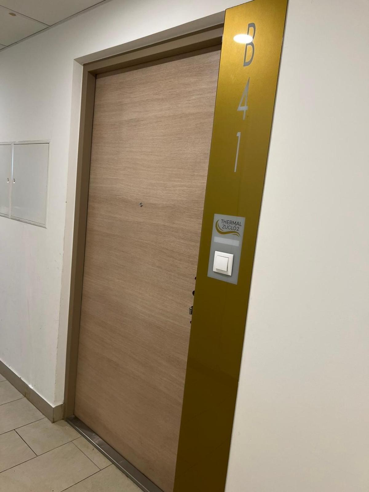 Lux Cordia Apartment With Free Parking Budapest Exterior foto